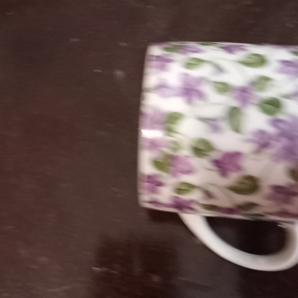 Teacups - Picture 14 of 16